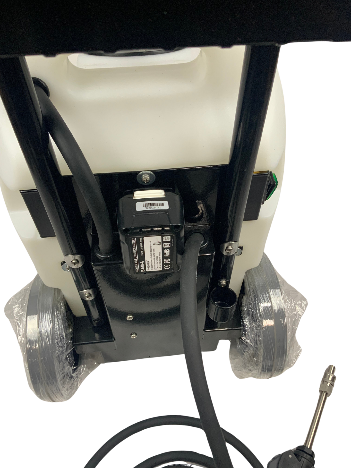 Penguin 5 Gallon Battery Sprayer