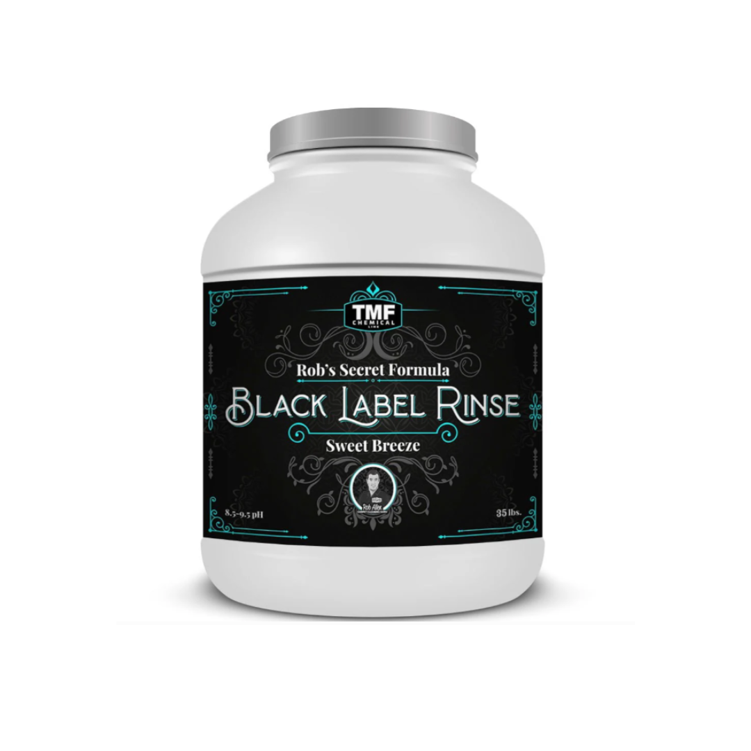 Black Label Soap Free Rinse by TMF is a highly concentrated, revolutionary dual-method rinse and cleaner for soft and hard surfaces. It is soap-free, suds-less, and infused with a refreshing Sweet Breeze scent. Suitable for both residential and commercial use, it emulsifies soil on contact and contains anti-soil redepositing agents. This product is 99% green, leaves no sticky residue, and keeps fibers silky soft.