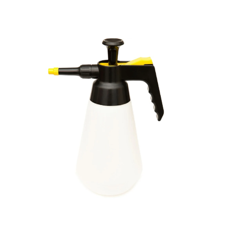 Ultimate 1.5ltr sprayer with Industry approved FKM seals for heavy duty commercial use.
Improved internal specification.
Suitable for acids.
Full spares support.
Suitable for acids/alkalines and most water based chemical cleaning products.
Only to be used with ACID/ALKALINE based products never SOLVENTS.
