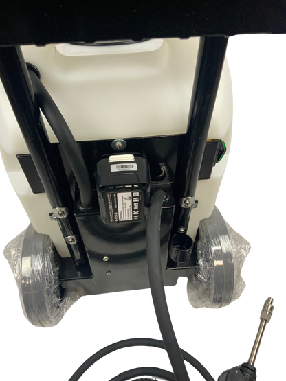 Penguin 5 Gallon Battery Sprayer
