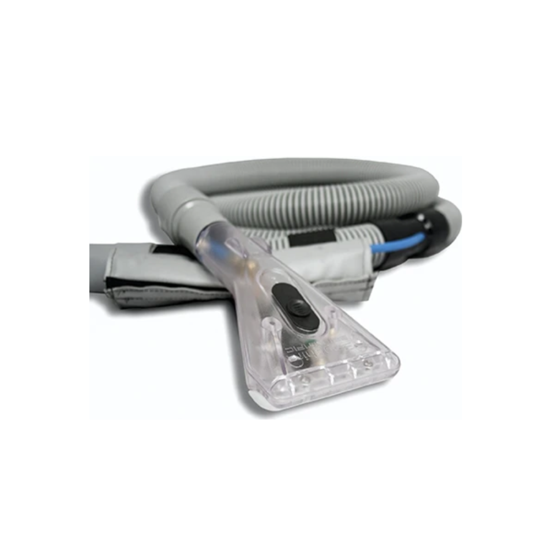Fast, fatigue-free cleaning - all day long! Now you can effectively clean a wide range of fabrics and carpet details with just one tool. Precision flow control allows for easy adjustments and the unique continuous flow design allows you to extract in both directions for the best clean possible. The Upholstery Pro will prevent over-spray on boxing and piping due to it's enclosed injector spray design. Eq